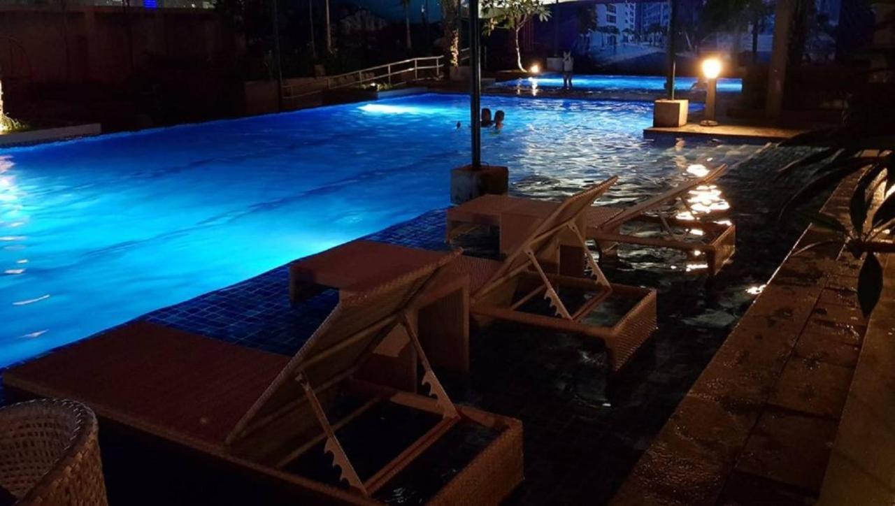 Horizon 101 A4 Near Robinson Mall Free Pool Wifi Cebu Eksteriør bilde