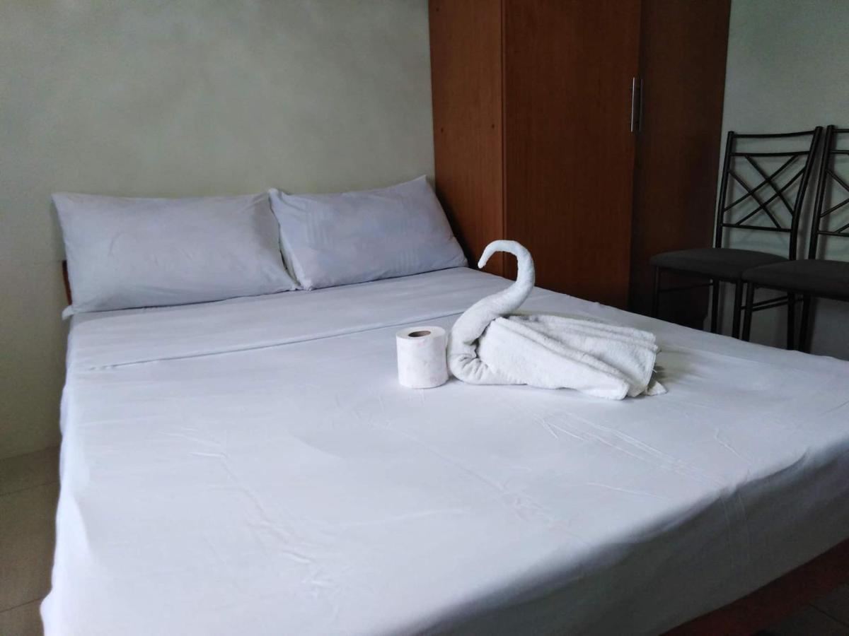 Horizon 101 A4 Near Robinson Mall Free Pool Wifi Cebu Eksteriør bilde