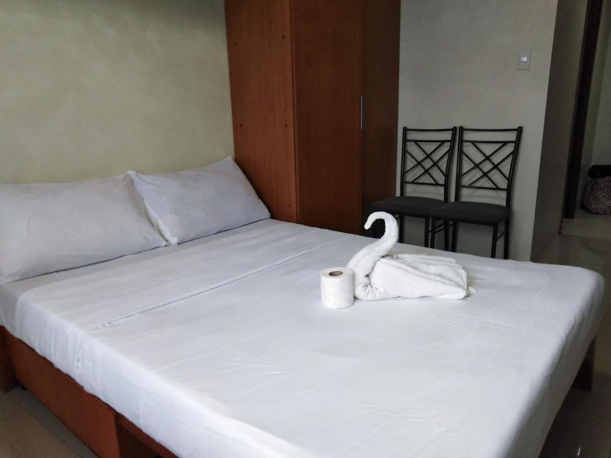 Horizon 101 A4 Near Robinson Mall Free Pool Wifi Cebu Eksteriør bilde