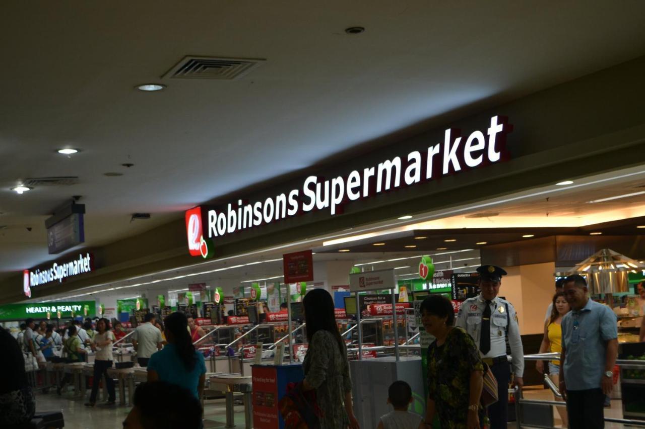Horizon 101 A4 Near Robinson Mall Free Pool Wifi Cebu Eksteriør bilde